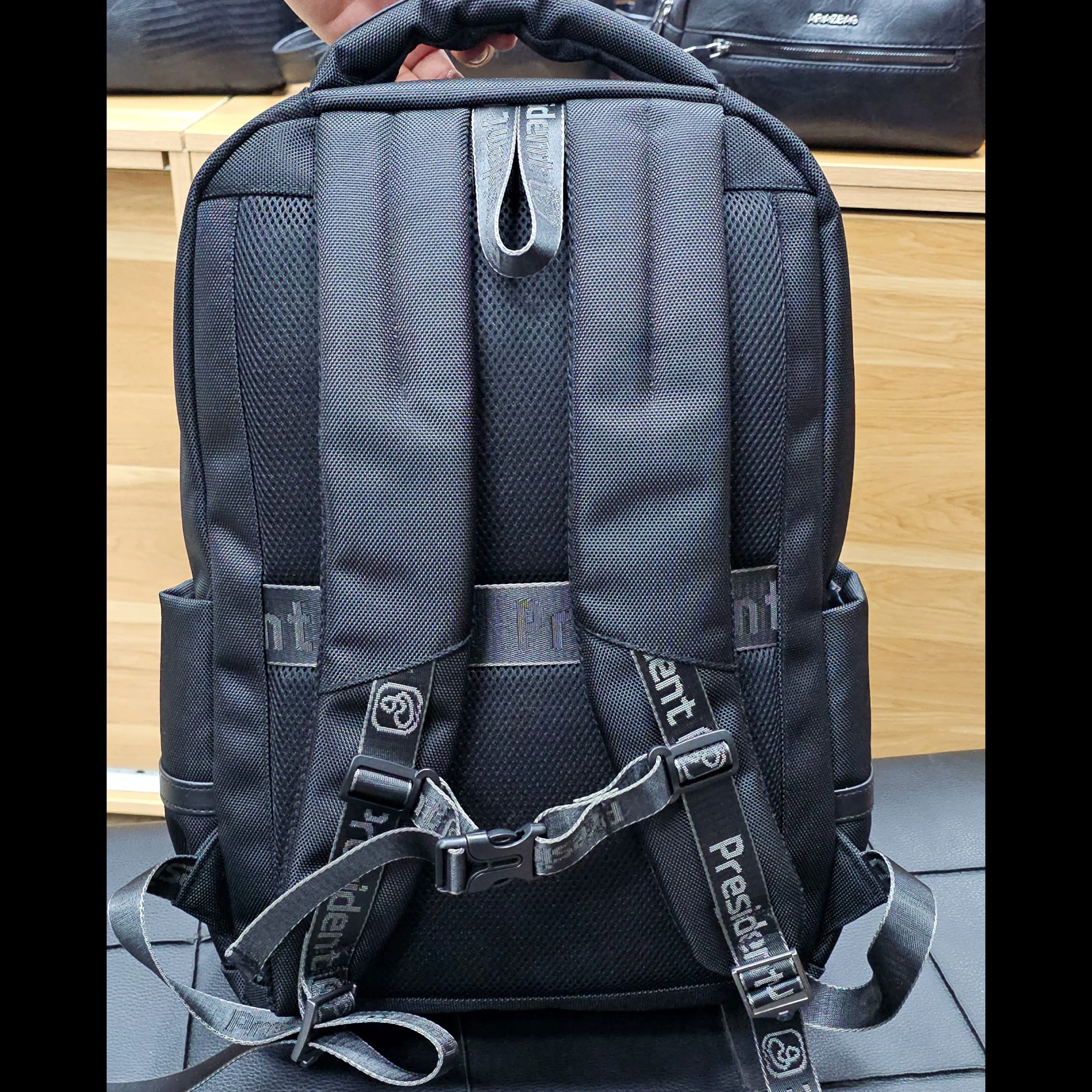 کوله پشتی ساده پرزیدنت جنس پارچه ریپس کره ای ضدآب دو محفظه دارای جای لپتاپ