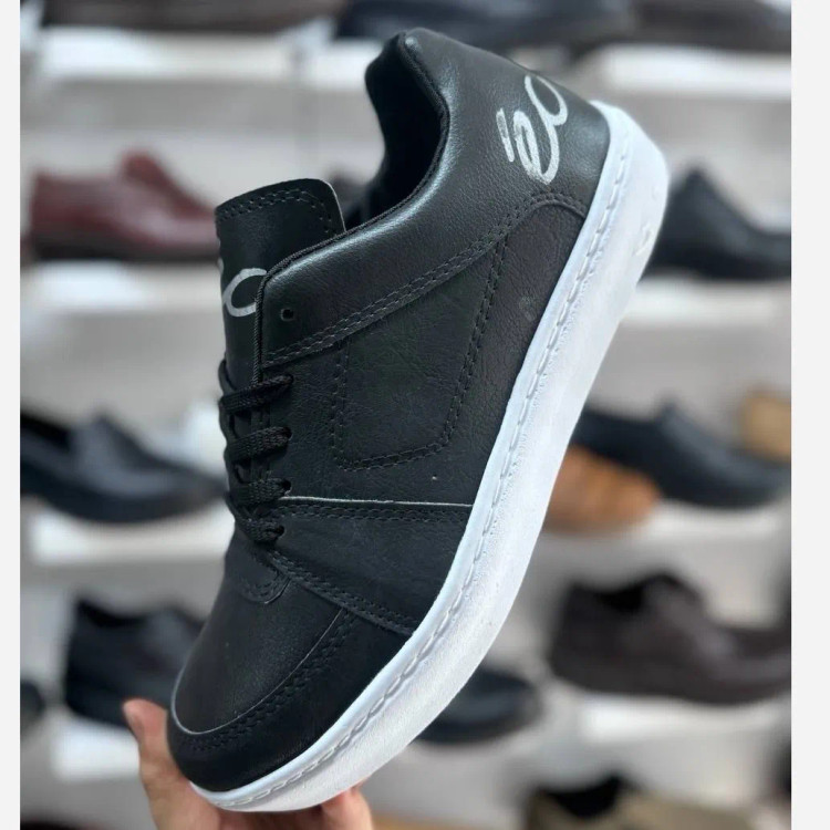 کفش اسپرت مردانه بزرگ پا سایز 45 تا 47 مدل ونس رنگ سفید مشکی