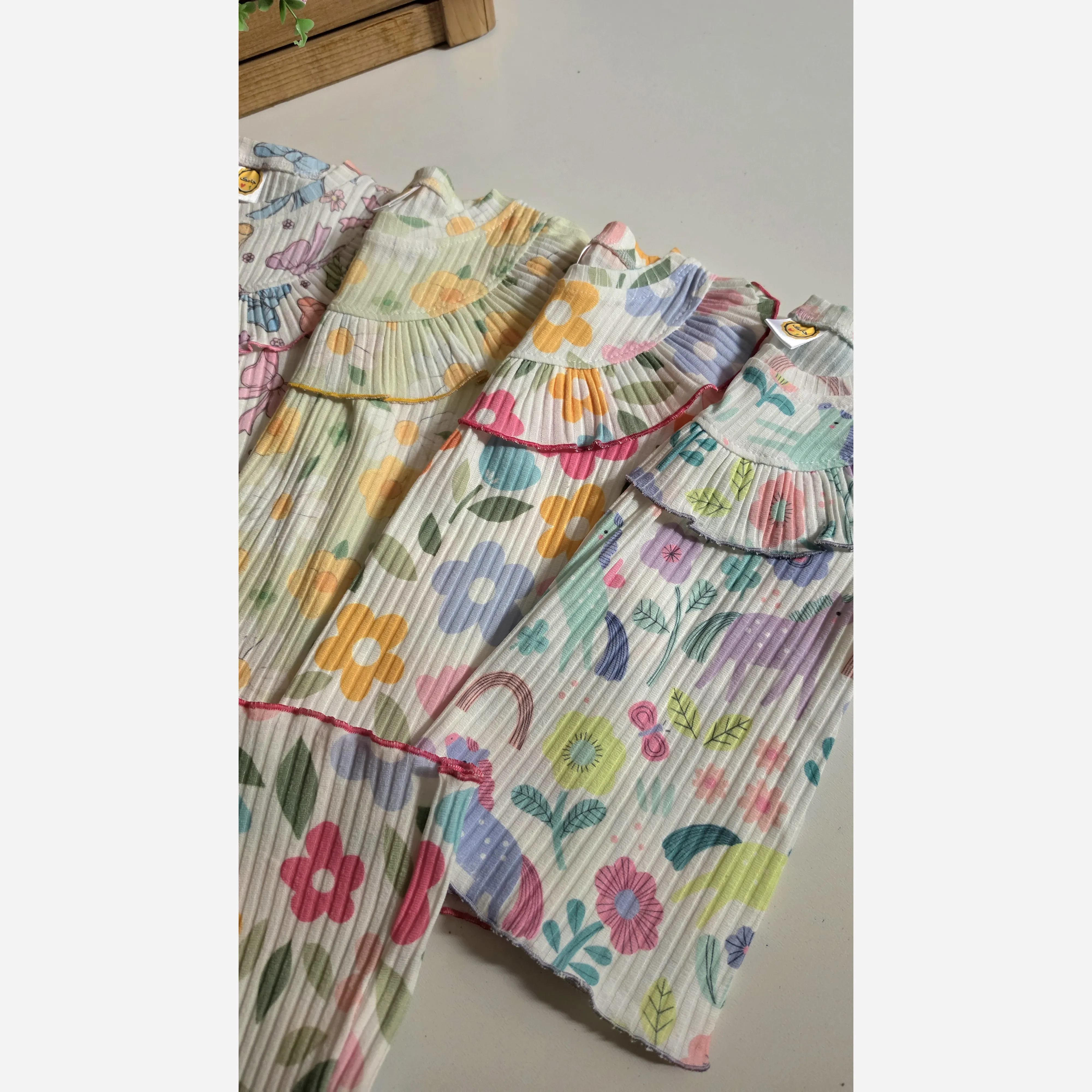 ست بلوز شلوار راحتی دخترانه طرح دار خنک تابستانی 1 تا 12 سال