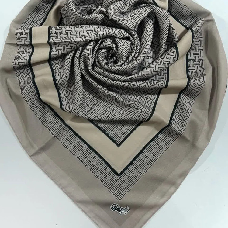 روسری نخی کاستوم طرح ارکیده قواره 110 سیتو طوسی گلبهی بژ