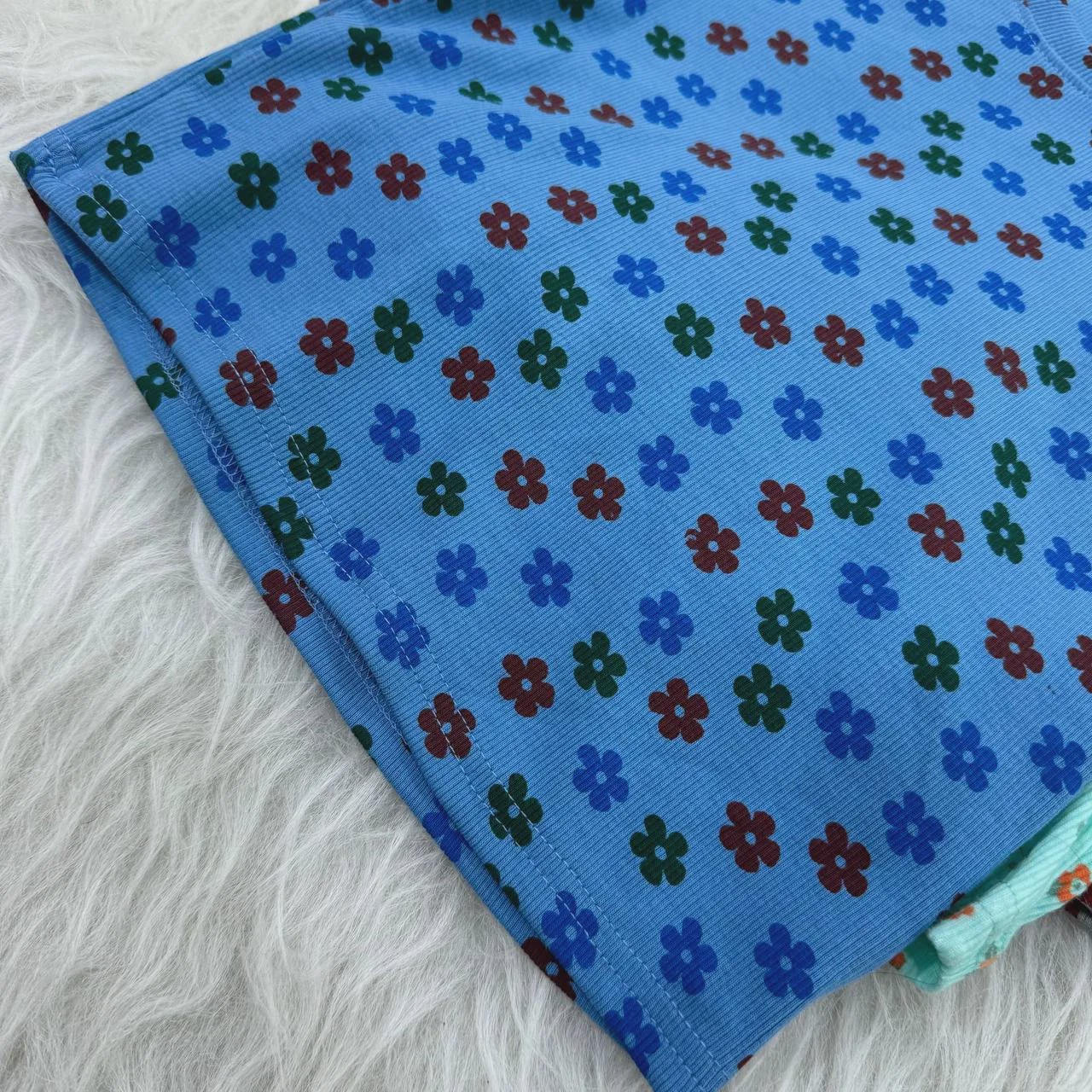 کراپ طرحدار H M کد 1072 سایز S, M, L, XL, XXL قد 40 سانت بدون آبرفت و چروک