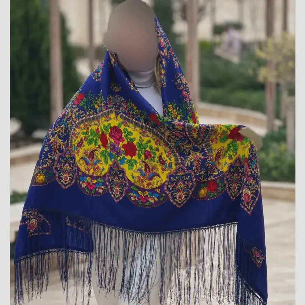 روسری ترکمنی پشمی اصل روسیه ریشه ابریشم قواره 148 در 148 برند پاولو پوساد مدل پاییزی و زمستانی