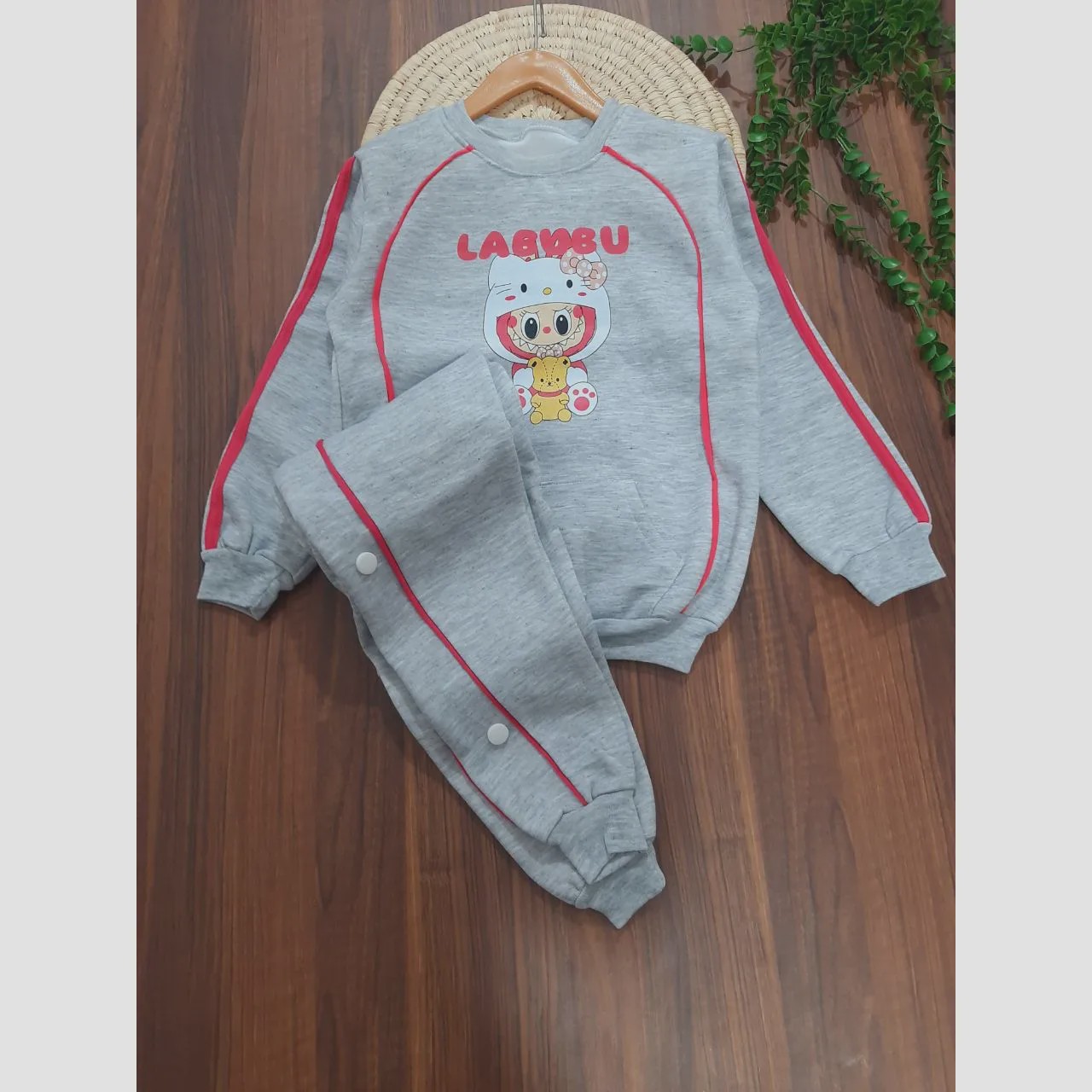 بلوز شلوار دخترانه داخل کرکی طرح لبوبو سایز 40 تا 55