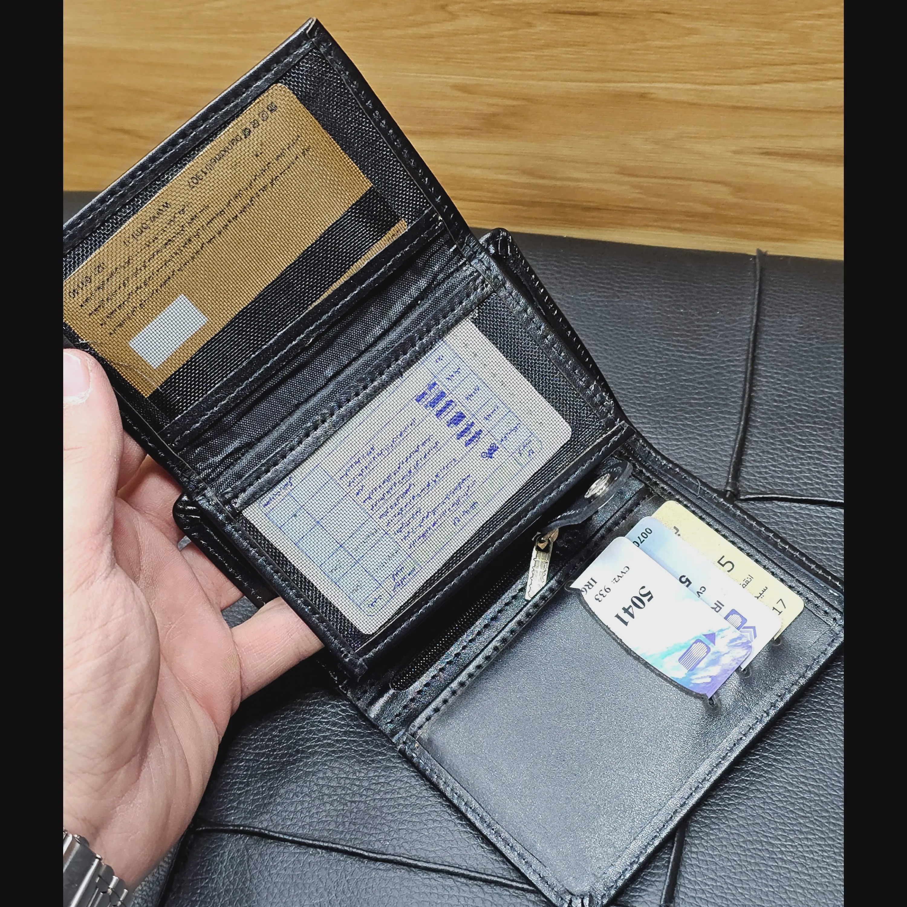 کیف پول جیبی چرم طبیعی گاوی دوخت تمیز با جای اسکناس و جاکارتی
