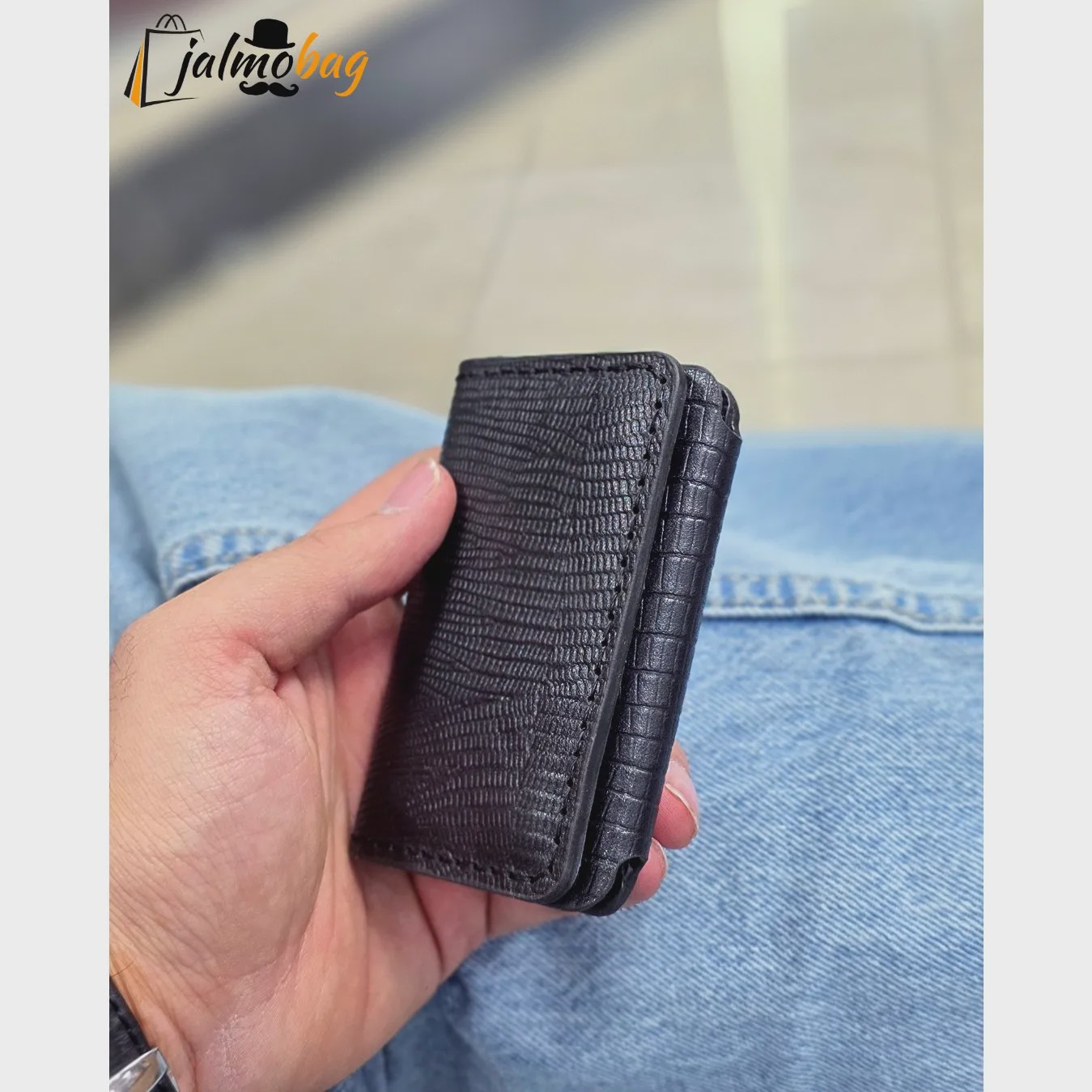 جاکارتی چرم طبیعی دکمه دار