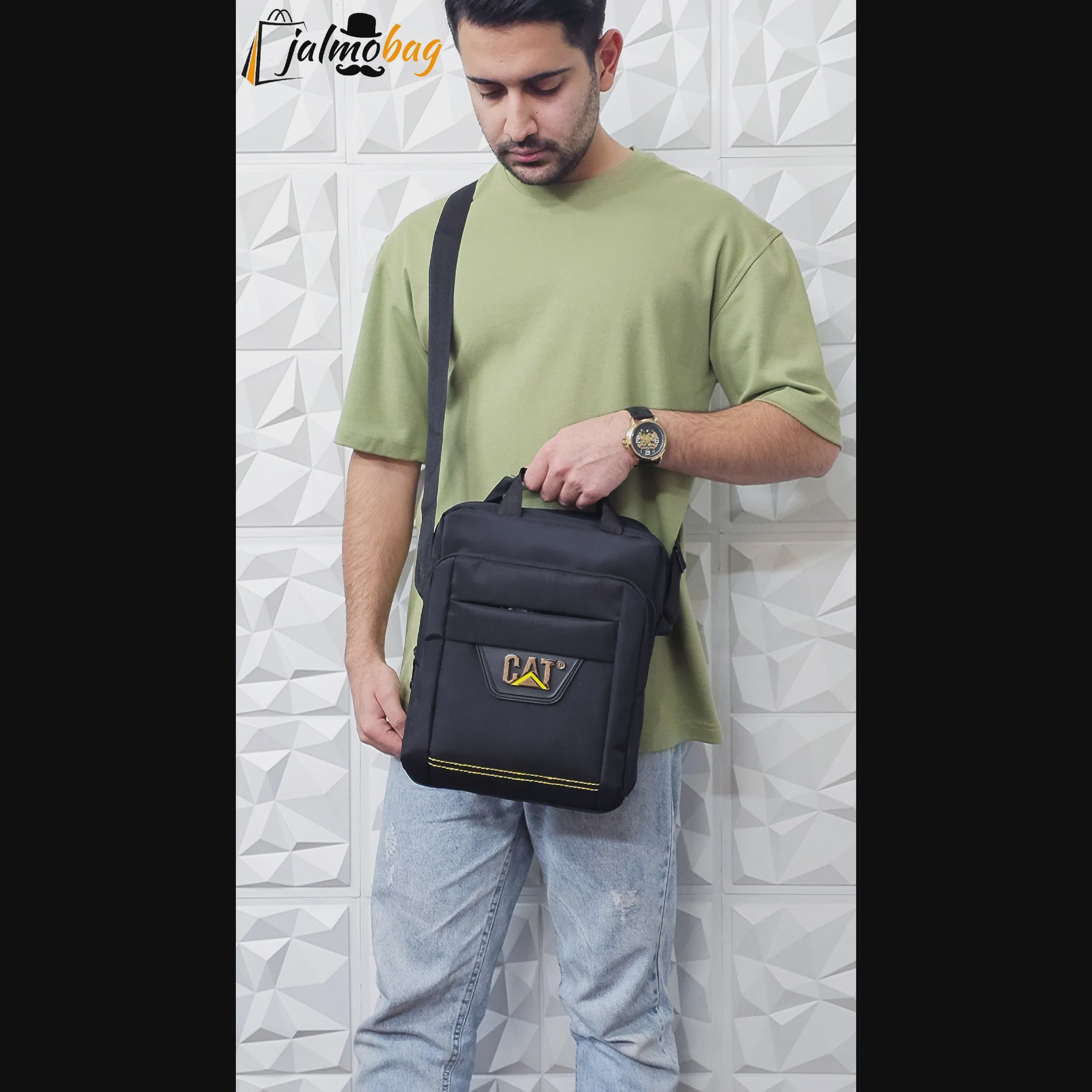 کیف دوشی و دستی مردانه برزنتی دیبا خارجی سه خانه مشکی سایز بزرگ