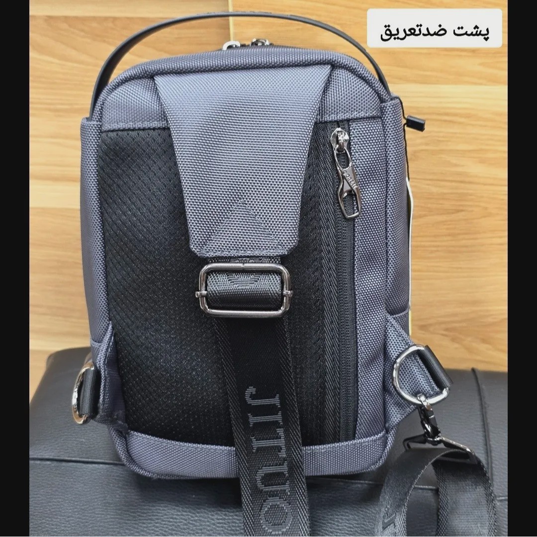 بادی بگ مردانه وارداتی برزنتی جیتو مدل JITUO ضدآب با پورت USB