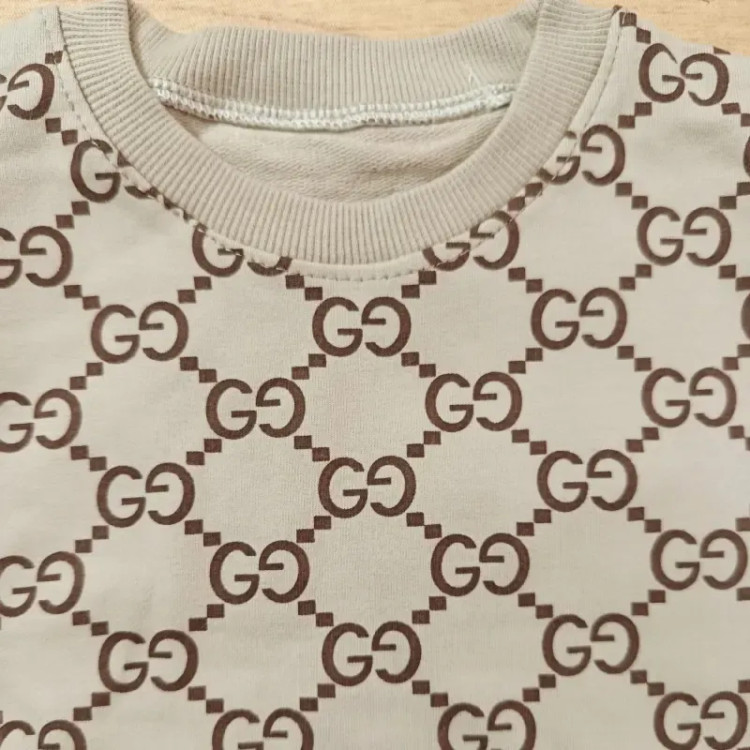 بلوز شلوار دورس بچگانه طرح Gucci رنگ ماسه ای سایز 40 تا 50