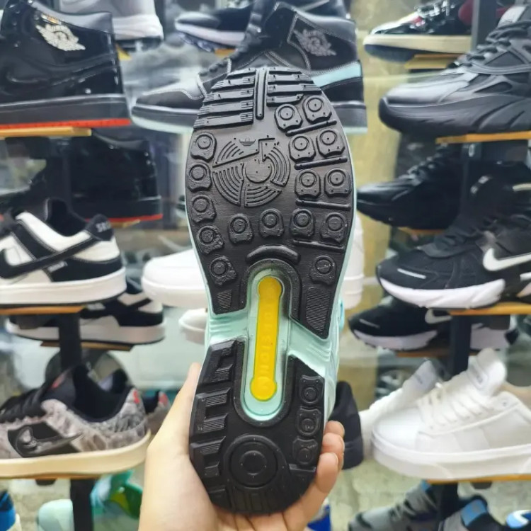 کتونی آدیداس ZX 8000 سبز پستهای مردانه کلاسیک رترو