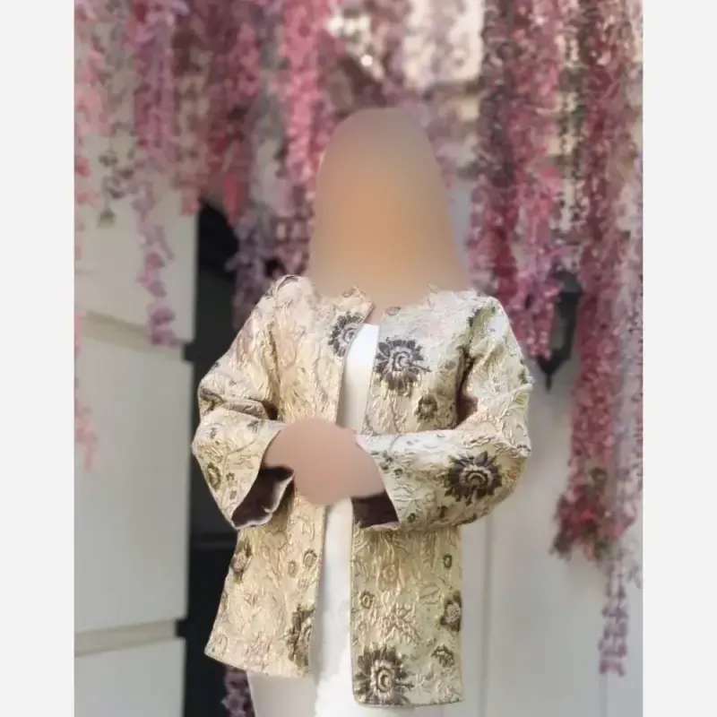 کت مجلسی زنانه مدل الیکا ژاکارد ترک طرح برجسته کرم طلایی