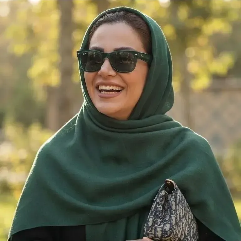 عینک آفتابی ری بن مدل ویفرر ریورس Ray-Ban RBR0502S با فریم کائوچویی و محافظت UV400