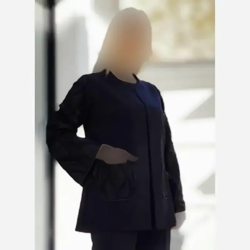 کت و شلوار زنانه طرح لاله جنس مازراتی و آستین فکورا رنگ مشکی