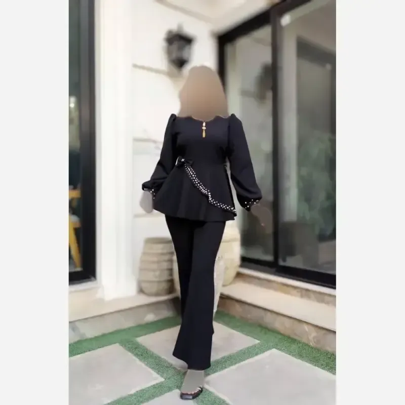 ست چهارتکه زنانه شومیز و شلوار کرپ مازراتی طرح ناز با تل و گردنبند