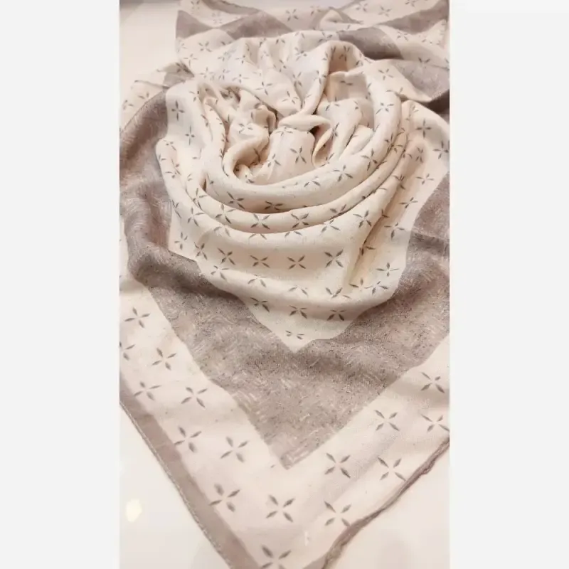 روسری زنانه نخی قواره بزرگ 120 سانت دوردوزی رنگبندی متنوع