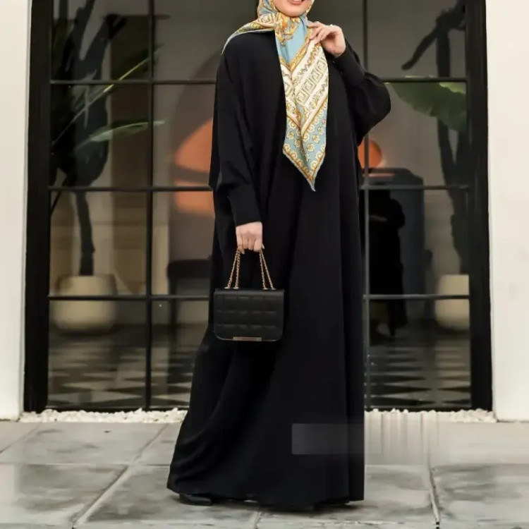مانتو عبایی عربی مدل بهاره جنس کرپ سوپر الیزه یقه گرد