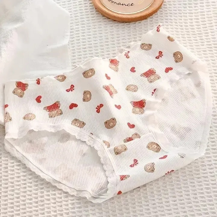 شورت زنانه عروسکی کبریتی نخی طرح تدی سایز بزرگ پک سه تایی
