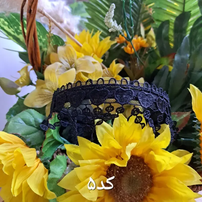 تل گیپور مجلسی طرح گل وارداتی درجه یک مشکی سرمه ای صورتی روشن