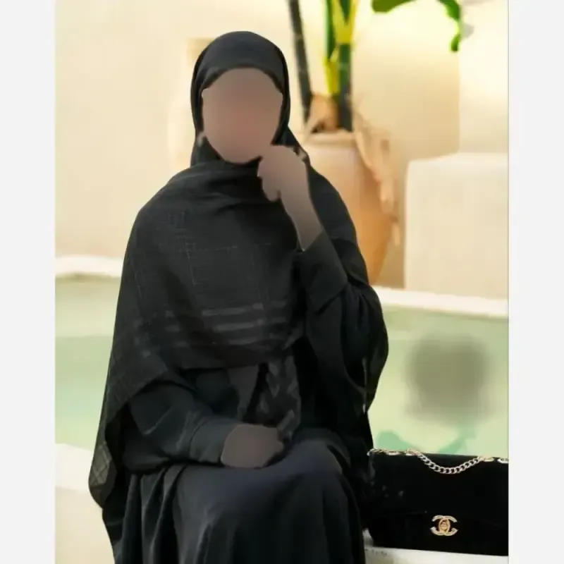 روسری مجلسی نخی زرک دار قواره 125 سانت ایستایی عالی بدون چروکی